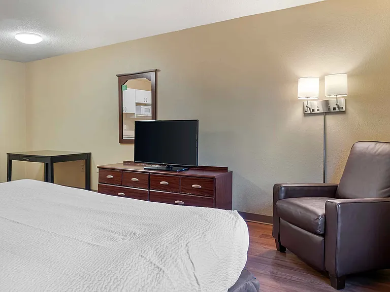 Studio Suite - 1 King Bed