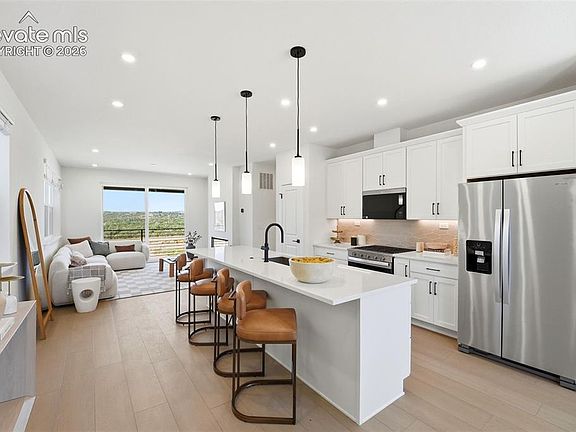 4th image of 1764 Keystone Crest Ln