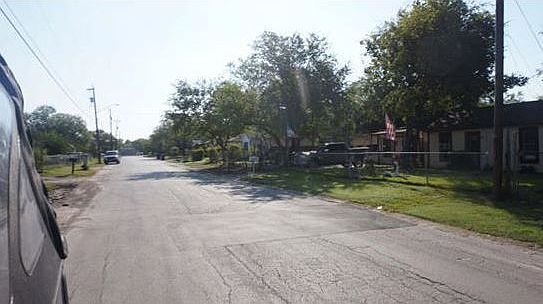 2nd image of 130 Amires Pl