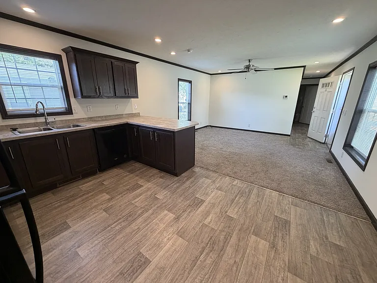 Frenchtown Villa/Elizabeth Woods — Photo 29
