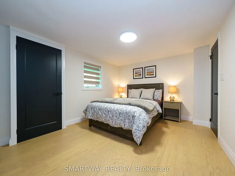 107 Campbell Cres — Photo 30