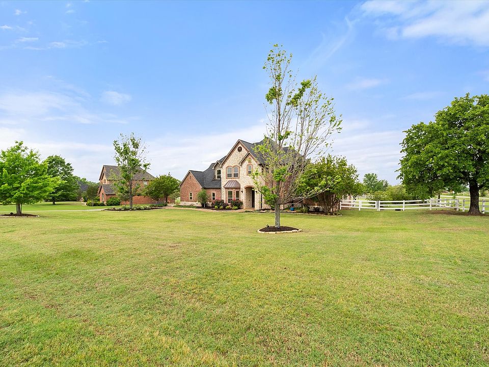 1st image of 6400 Gehrig Cir