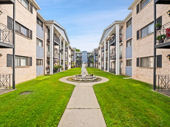 8511 W Catherine Ave Unit 287, Chicago, IL 60656