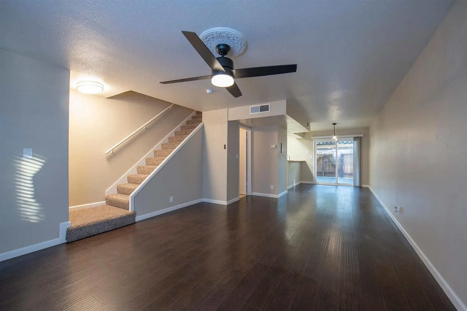 5138 E Ashlan Ave APT 128 photo 1