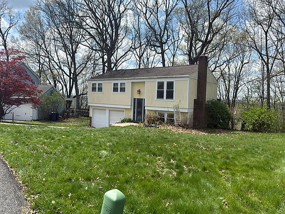 2nd image of 102 Colonial Dr