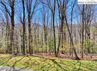 Fairway Ridge Dr, West Jefferson, NC 28694