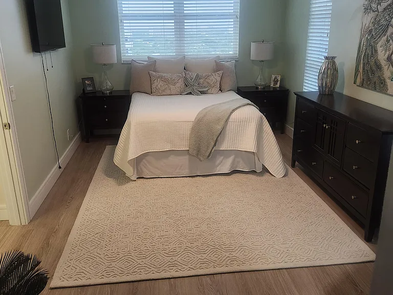 1505 N Riverside Dr #1108 — Photo 13