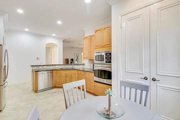349 Chambord Ter — Photo 13