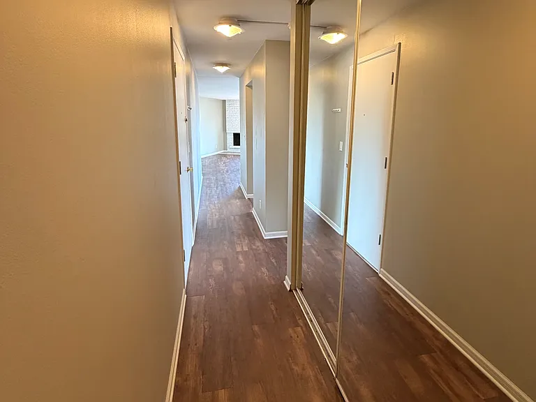 2663 Thorndyke Ave W #201 — Photo 14