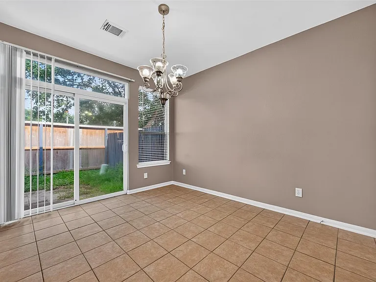 8126 Montague Manor Ln — Photo 14