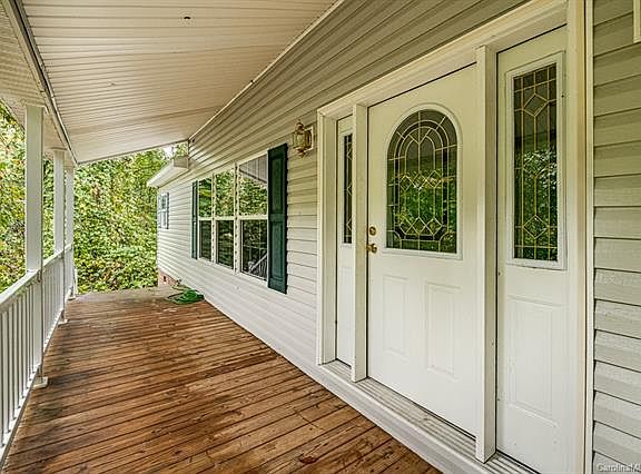3rd image of 7809 Cedarbrook Dr