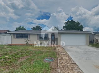 9822 Morehead Ln, Port Richey, FL 34668