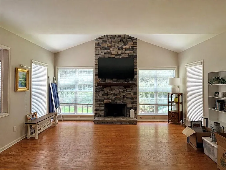 1695 Montcliff Dr — Photo 15
