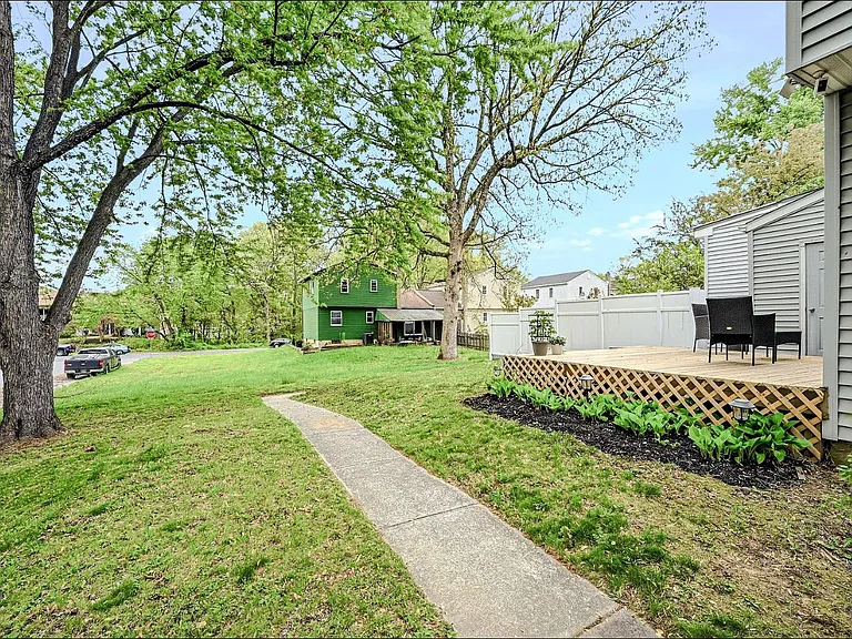 1 Waltham St — Photo 28
