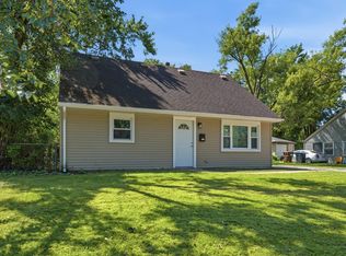 9 Arrowhead Ct, Park Forest, IL 60466