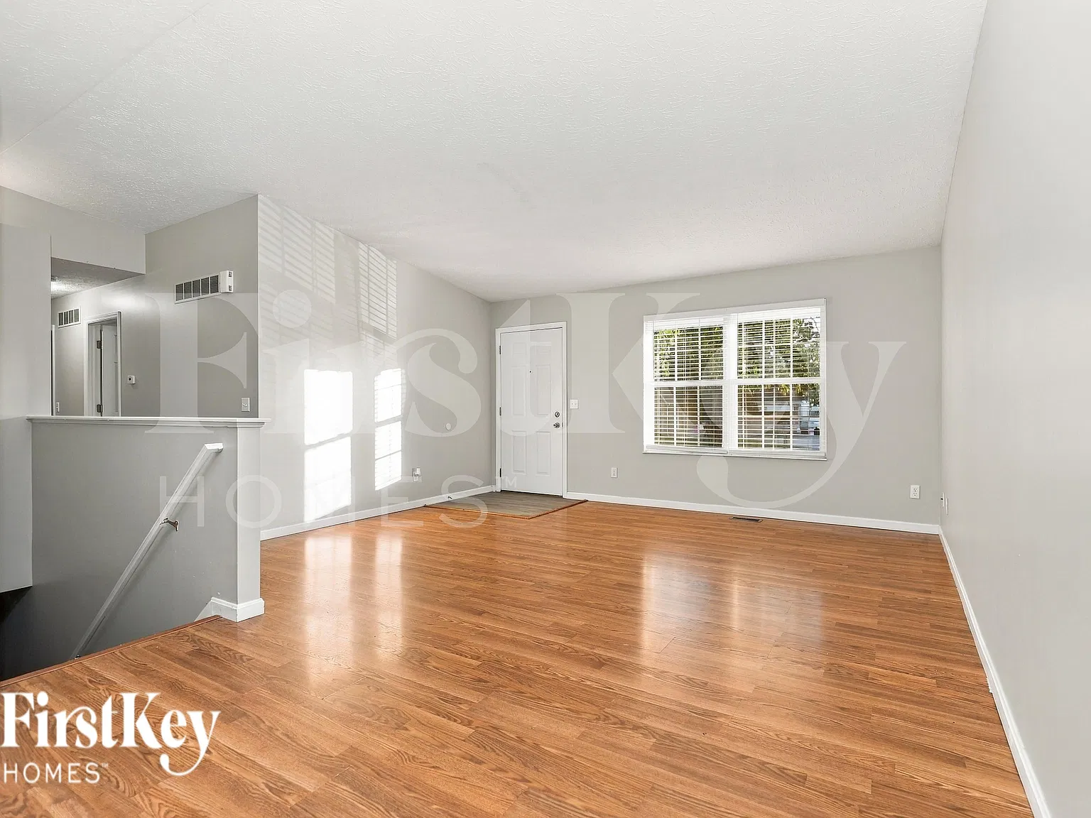3 bed, 3.0 bath, 1534 sqft, $2,125 — Photo 3