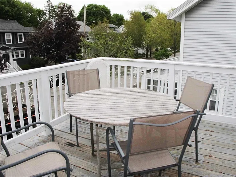 58 Parkway Cres #2 — Photo 12