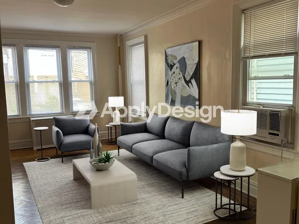 172 West 32nd Street image 2 of 9