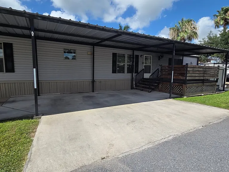 5034 Boca Chica Blvd — Photo 2