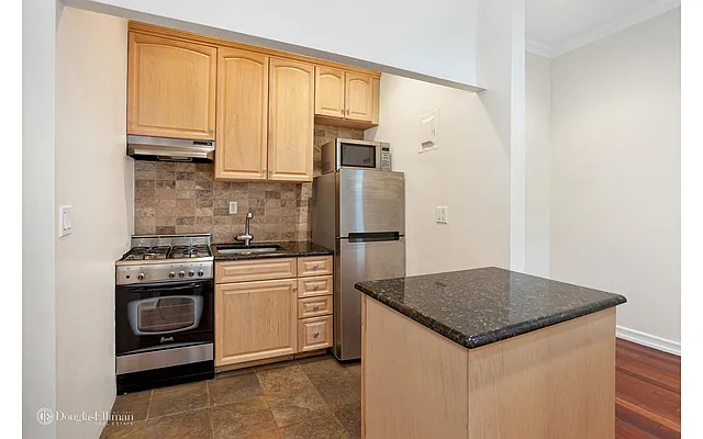 Rented by Douglas Elliman | media 11