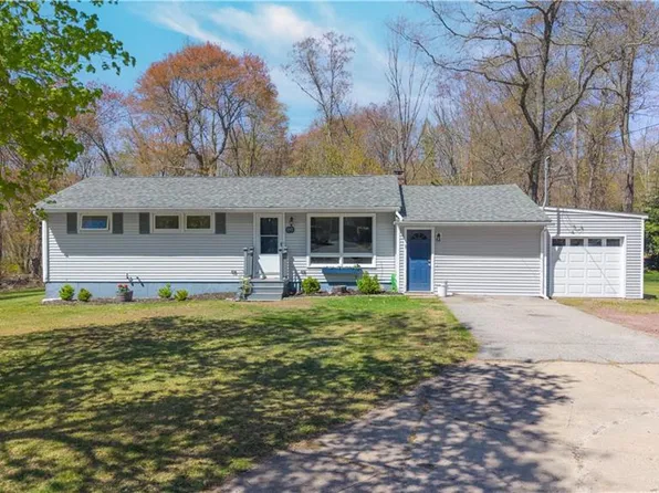 195 Central Pike, Scituate, RI 02857