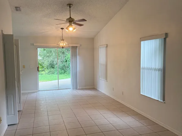 4400 Venice Dr, Land O Lakes, FL 34639