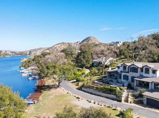 30 E Lower Lake Rd, Thousand Oaks, CA 91361