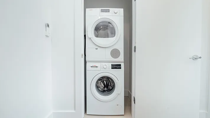 Rented by Nooklyn NYC LLC | media 3