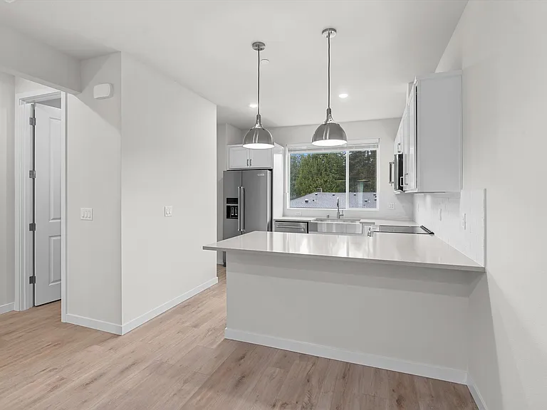 626 164th St SW #H2 — Photo 12