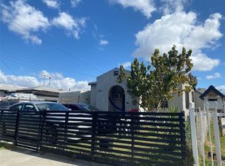 8906 Holmes Ave, Los Angeles, CA 90002