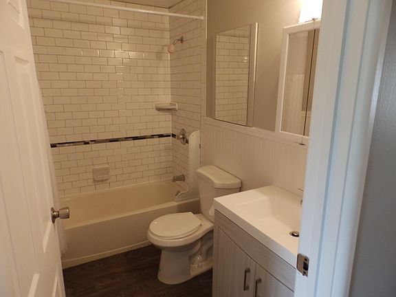 3rd image of 12 Mason Pl APT 3