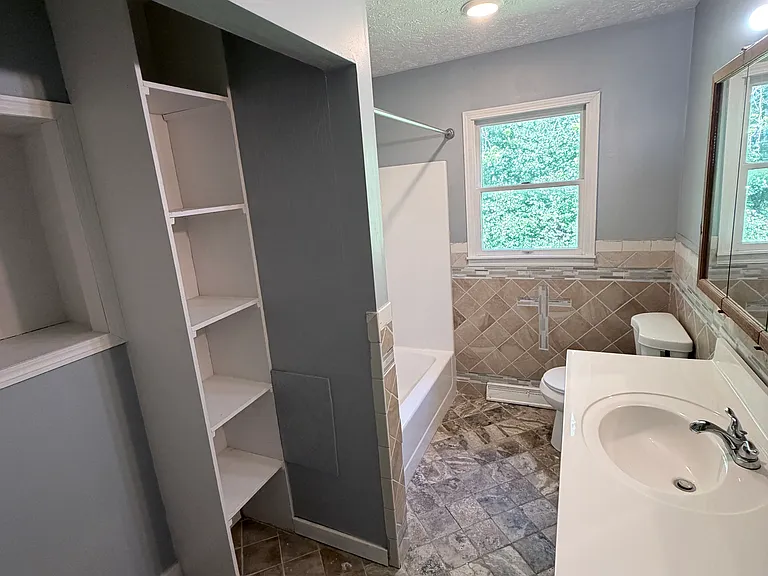 3125 Harmont Ave NE — Photo 11