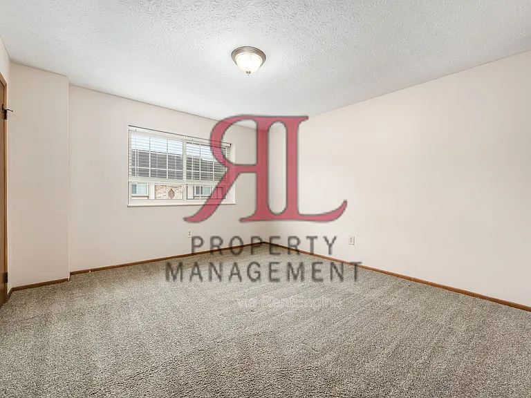 5524 Kenneylane Blvd — Photo 22