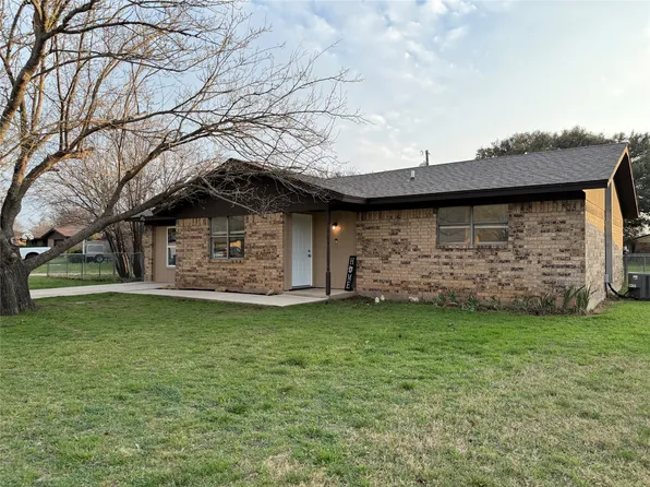 133 Bowie Cir, Brownwood, TX 76801