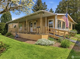 785 Dogwood Pl, Enumclaw, WA 98022