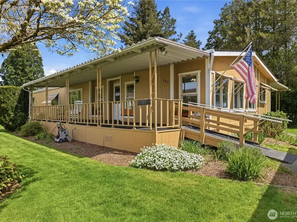 785 Dogwood Place, Enumclaw, WA 98022