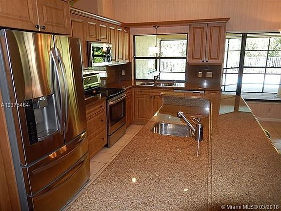 Renovated kitchen offers LG (Life's Good) appliances and granite!