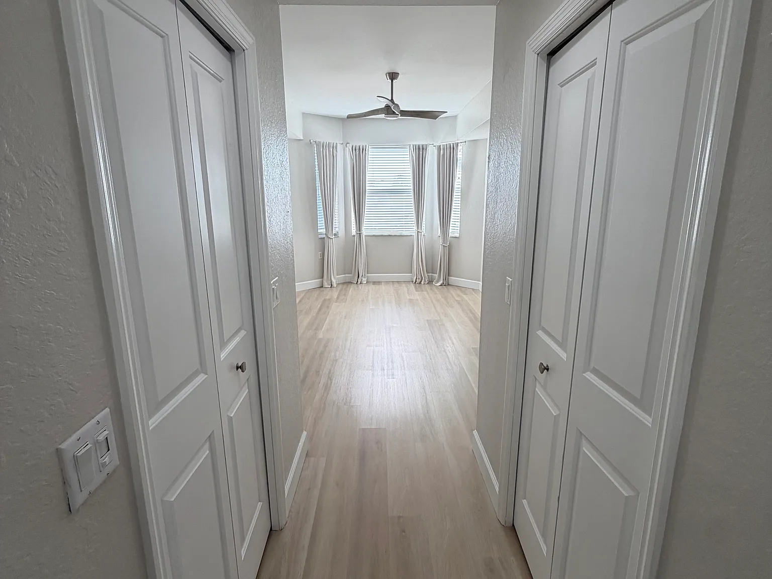 2 bed, 1418 sqft, $2,295 — Photo 4