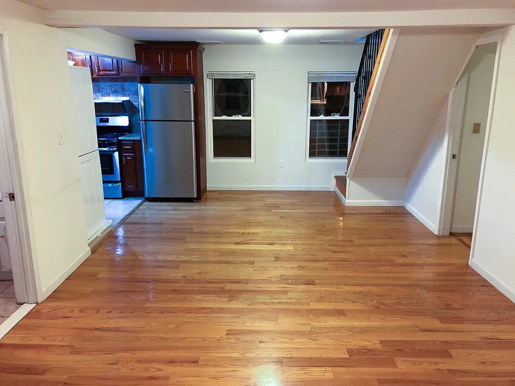 2 bed, 1200 sqft, $3,200 — Photo 3