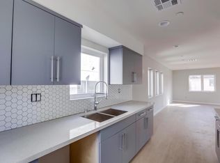 962 N Normandie Ave #1/4, Los Angeles, CA 90029