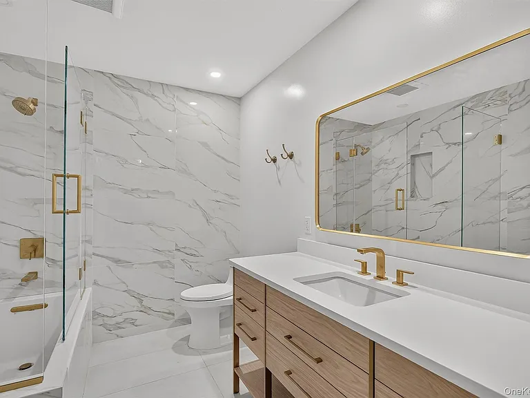 234 Betsy Ross Dr — Photo 21