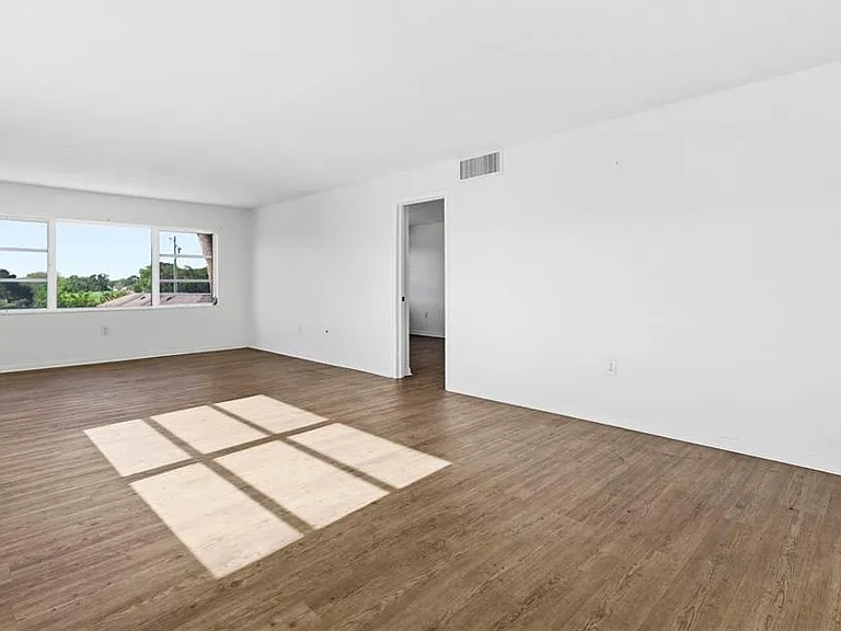 8950 Park Blvd #201 — Photo 14