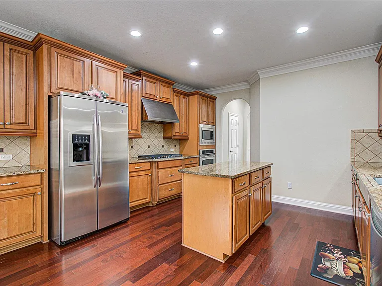 3730 Arundel Gardens Ln — Photo 17