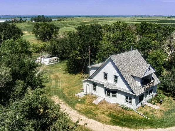 43981 216th St, Lake Preston, SD 57249