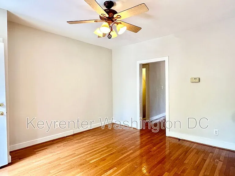1528 8th St NW — Photo 7