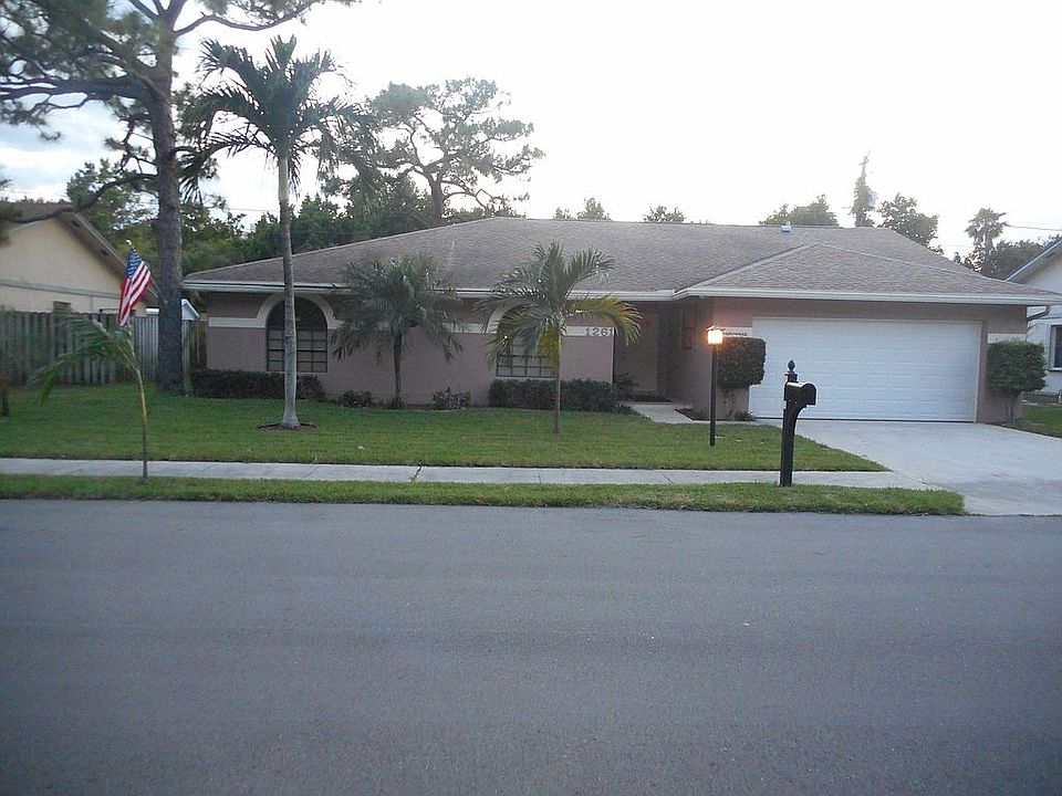 1st image of 1261 SE 9th Ave