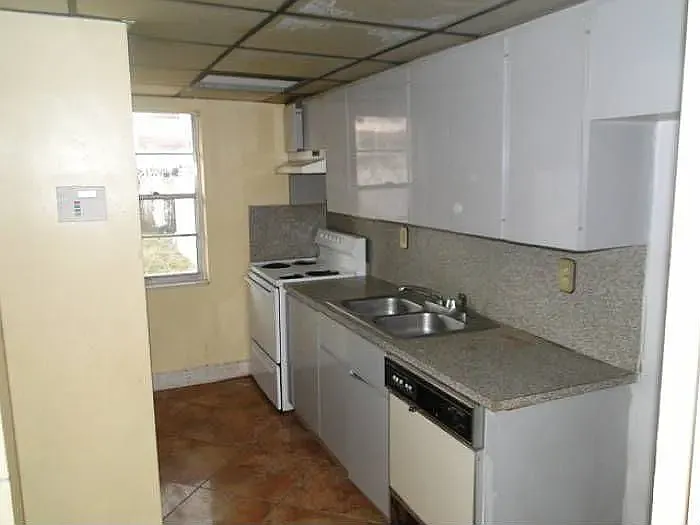 3 bed, 1.5 bath, 1391 sqft, $2,700 — Photo 4