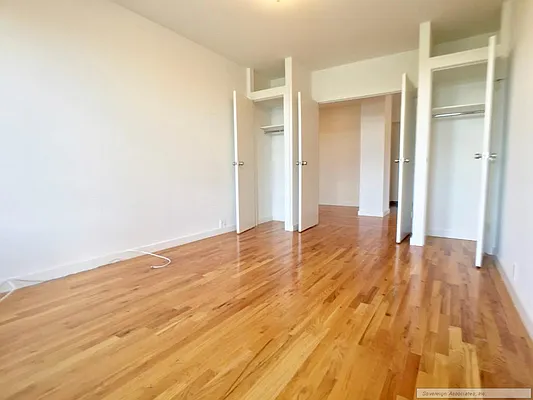 Rented by Sovereign Associates | media 10