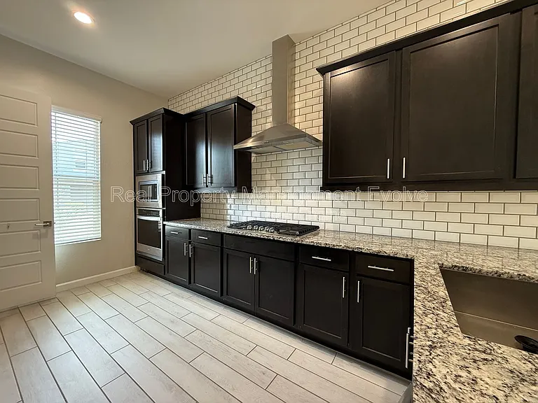 5118 E Anderson Dr — Photo 8