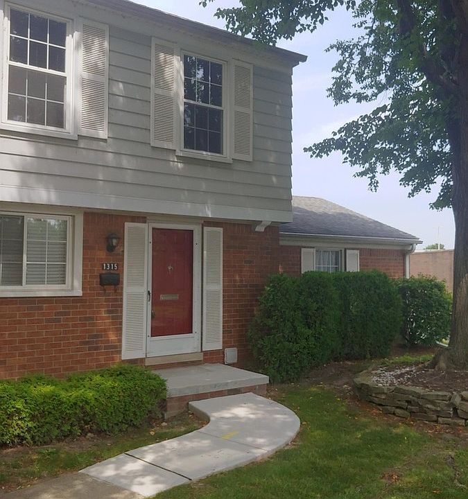 1st image of 1315 Woodbridge St